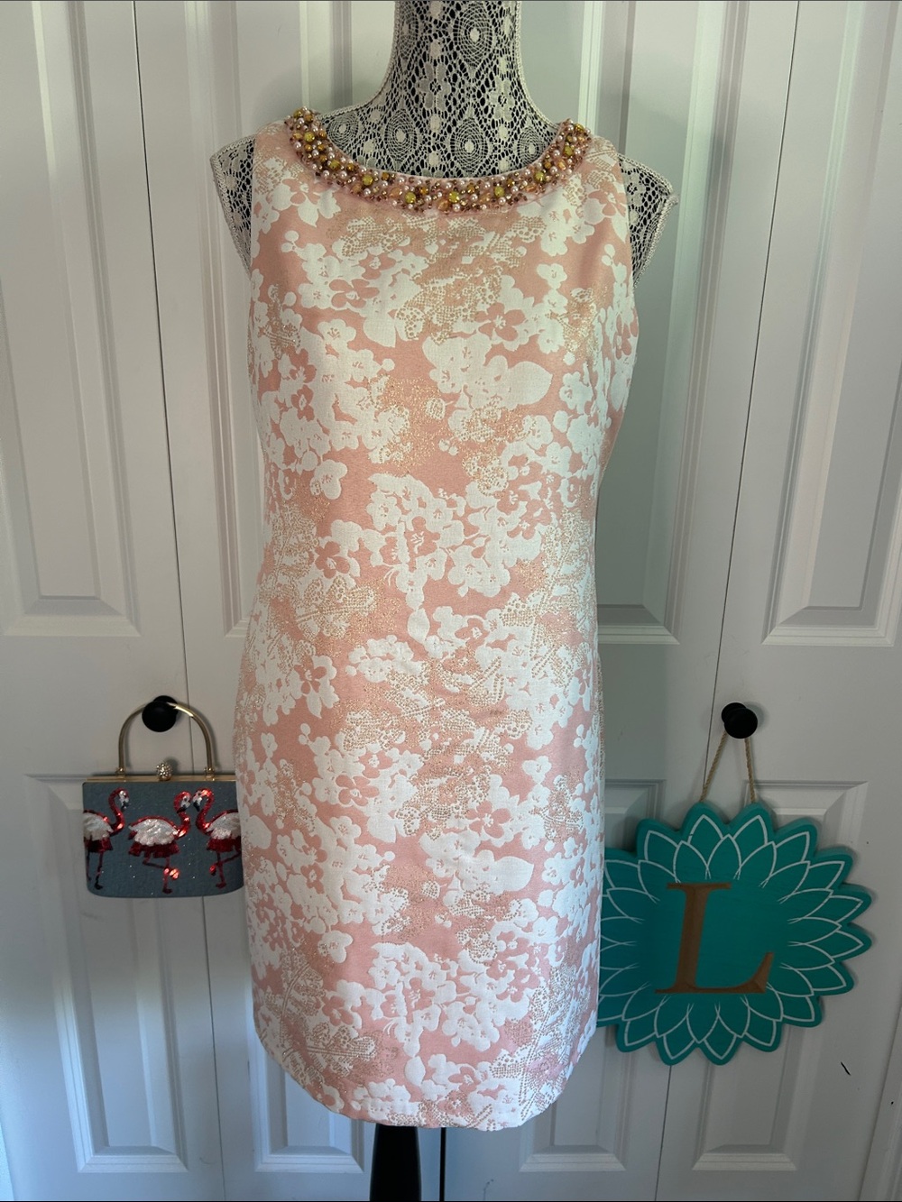 Laura Size 10P Peach and Ivory Floral Jacquard Beaded Neckline Shift Dress.